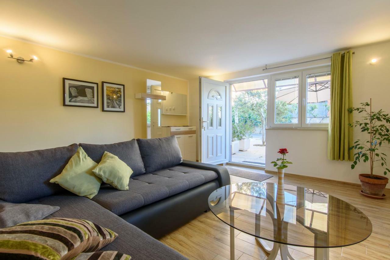 Apartment Relja Zadar Eksteriør billede